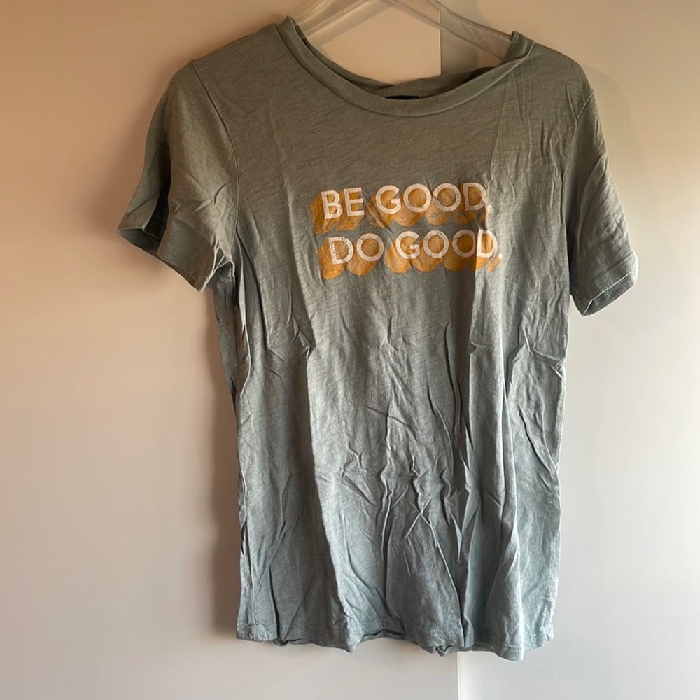 Boutique brand graphic tee